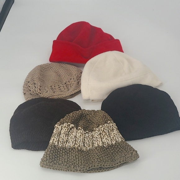 Bundle of Women's Hat Beanies - Picture 1 of 7